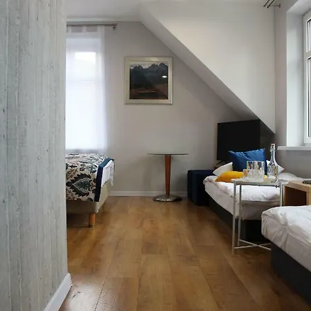 Dworek * زاكوباني