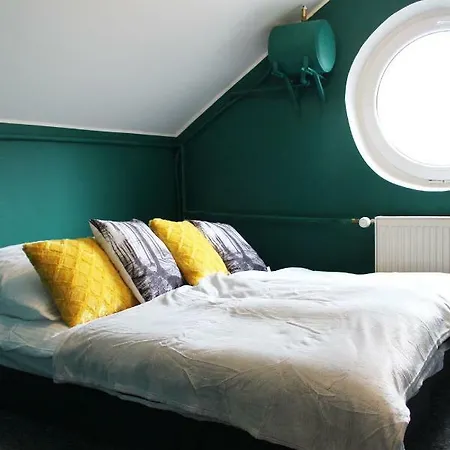 Dworek Homestay *